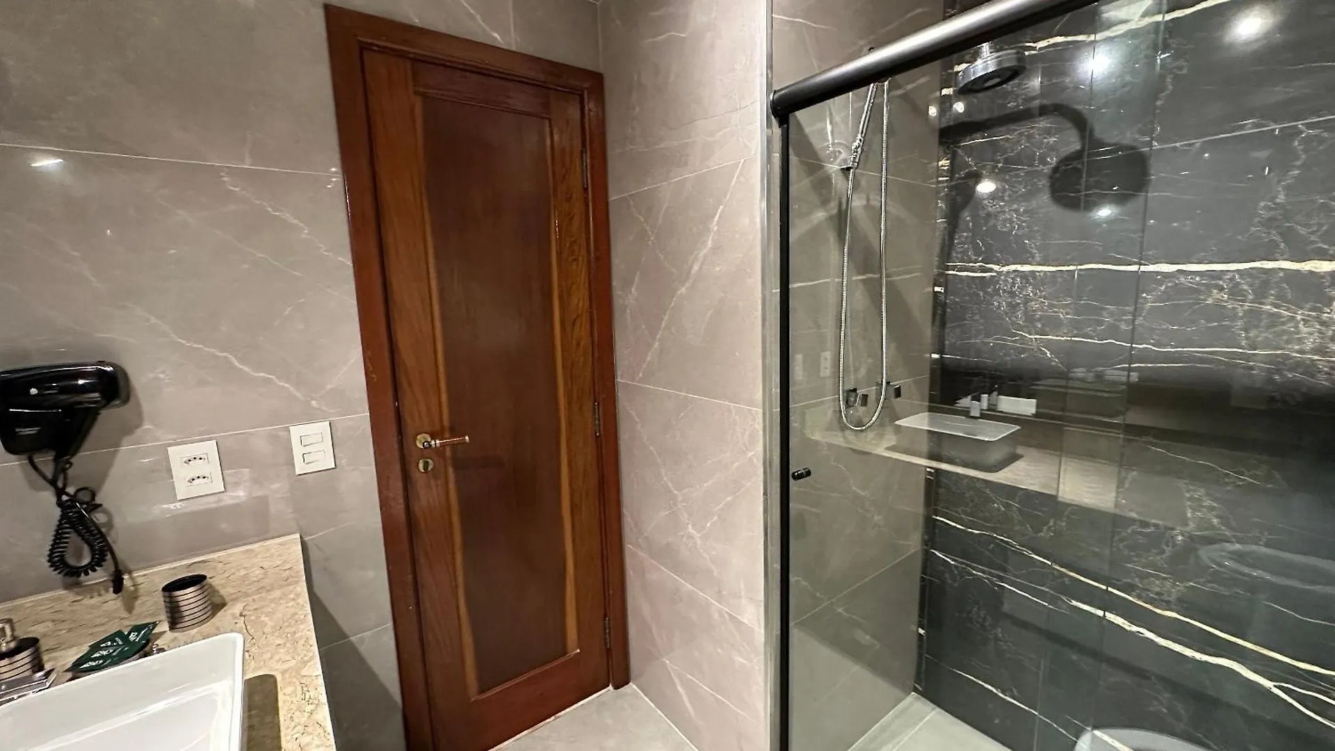 Flat Para 6 Pessoas No Home Green Home Campos do Jordao 0*,  Brezilya